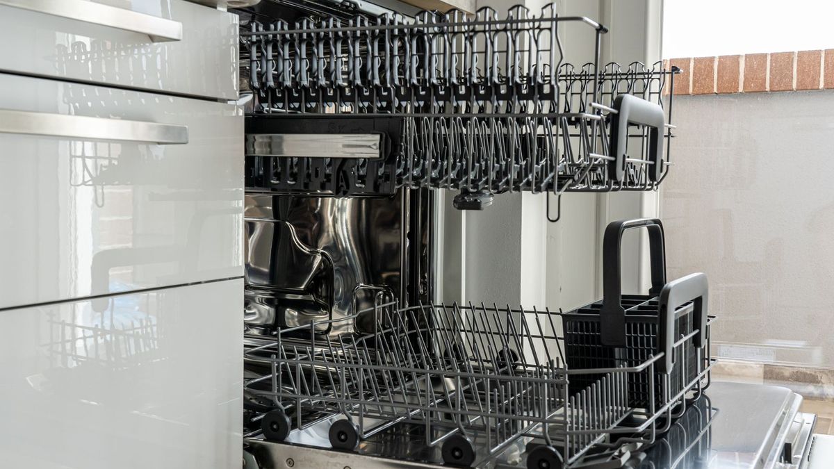 Dishwasher Not Draining? Let the Water Line Tell You Why
